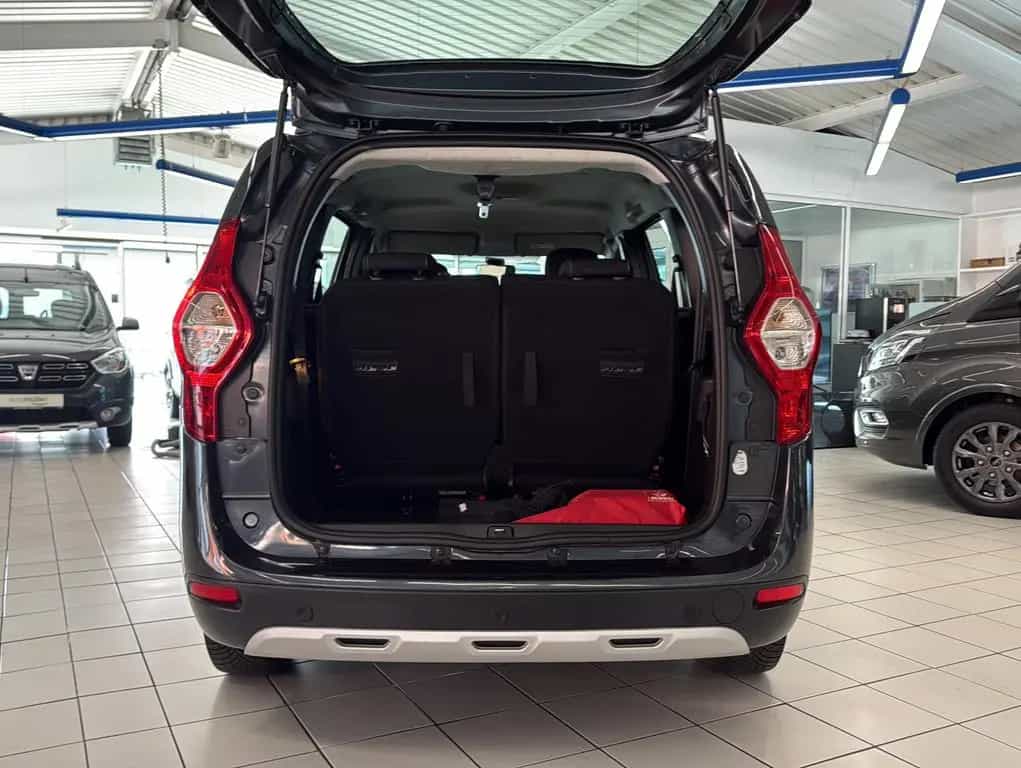 Dacia Lodgy 1.6 Stepway|ShZ|Klima|Navi|Tempo|PDC|AHK| 01/2019-photo-8