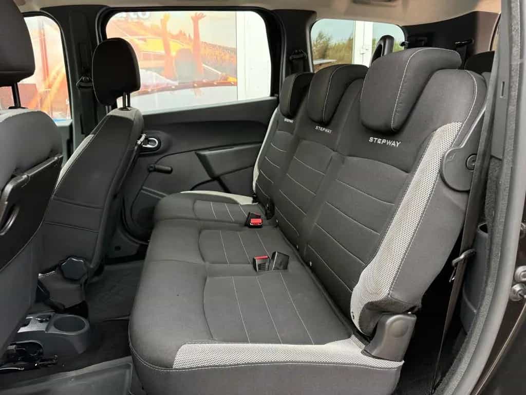 Dacia Lodgy 1.6 SCe 100 Stepway 02/2019-photo-12