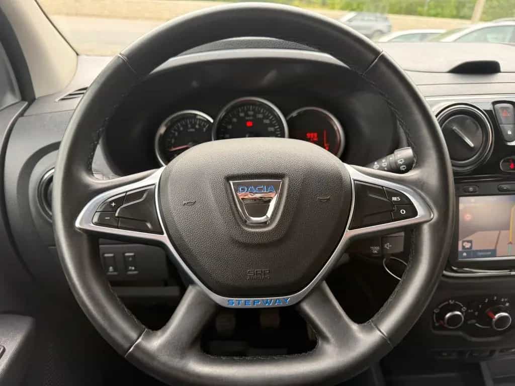 Dacia Lodgy 1.6 SCe 100 Stepway 02/2019-photo-19