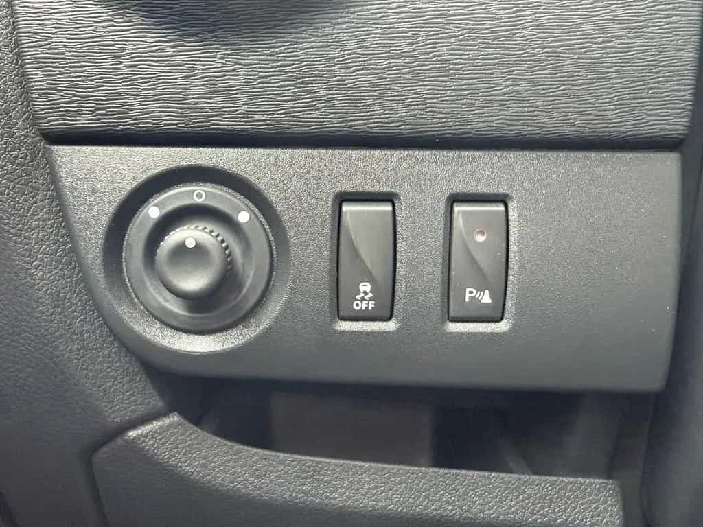 Dacia Lodgy 1.6 SCe 100 Stepway 02/2019-photo-22