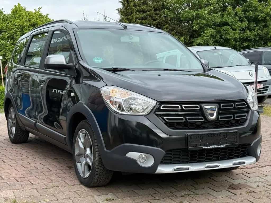 Dacia Lodgy 1.6 SCe 100 Stepway 02/2019-photo-3