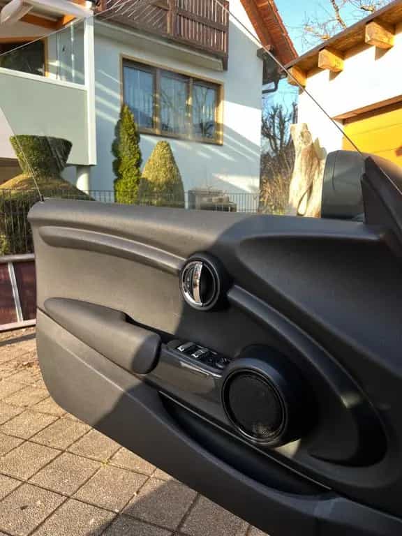 MINI One Cabrio - TÜV Neu 04/2016-photo-6