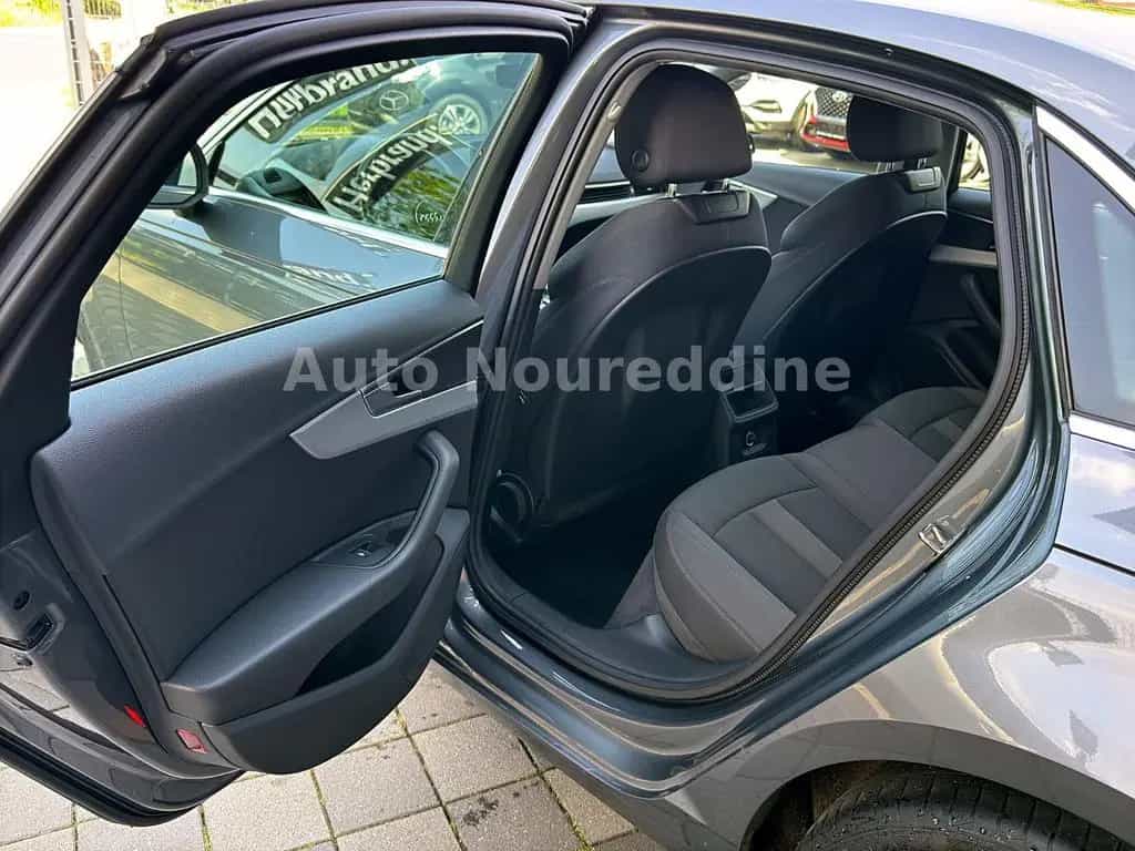 Audi A4 40TFSI S-Line Limousine Automatik*ACC*Navi 03/2019-photo-16