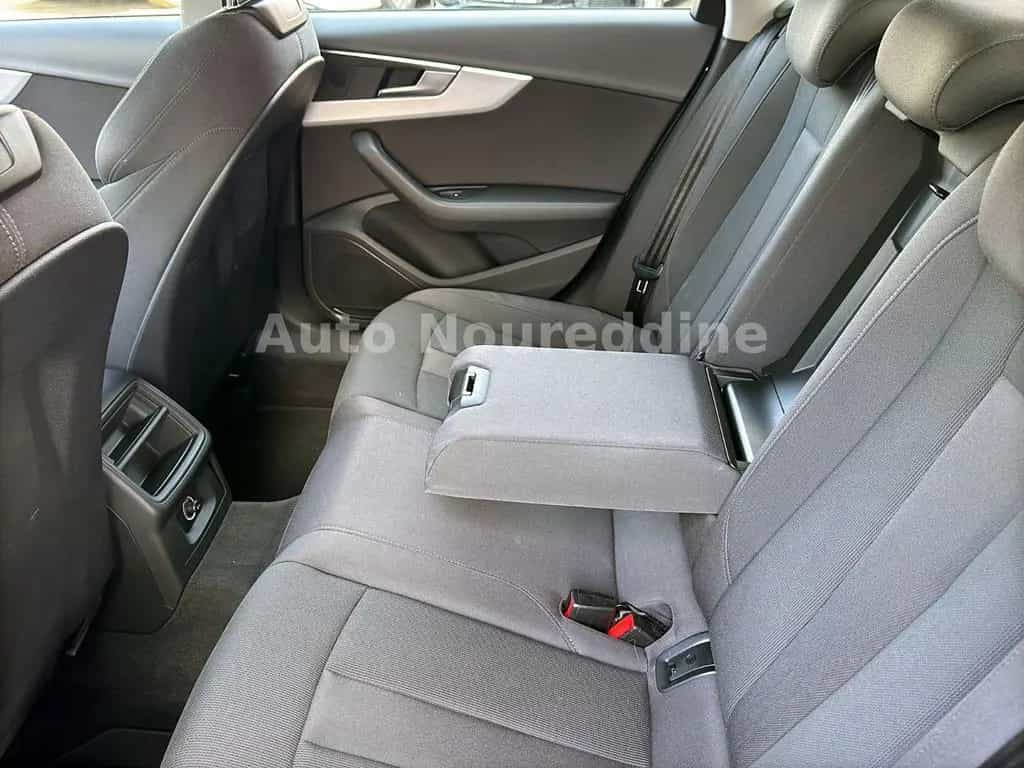 Audi A4 40TFSI S-Line Limousine Automatik*ACC*Navi 03/2019-photo-27