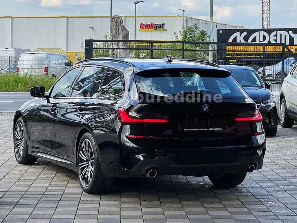 BMW 318 d Touring *M-Sportpaket*M-Paket*Garantie2028* 03/2020-photo-3