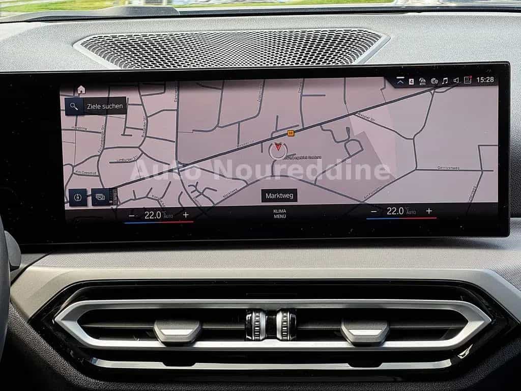 BMW 318 i Touring Automatik*Facelift*Curved*Live*LED* 11/2022-photo-11