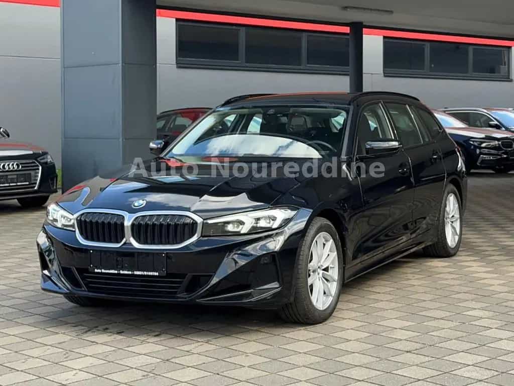 BMW 318 i Touring Automatik*Facelift*Curved*Live*LED* 11/2022-photo-2
