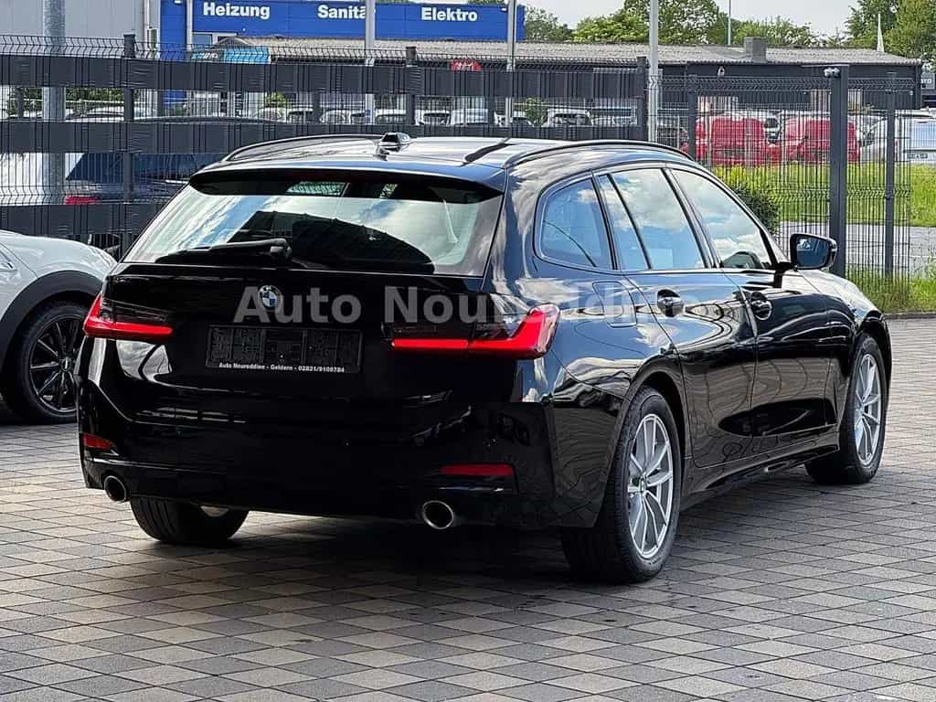BMW 318 i Touring Automatik*Facelift*Curved*Live*LED* 11/2022-photo-5