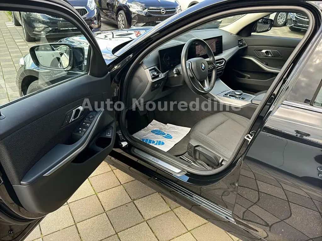 BMW 318 i Touring Automatik*Facelift*Curved*Live*LED* 11/2022-photo-7