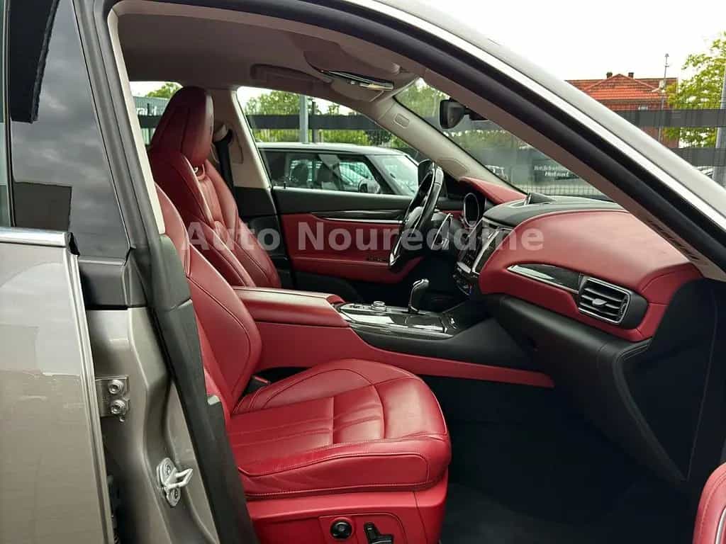 Maserati Levante GranSport Q4 *Deutsch*ACC*Luft*Matrix* 03/2018-photo-13