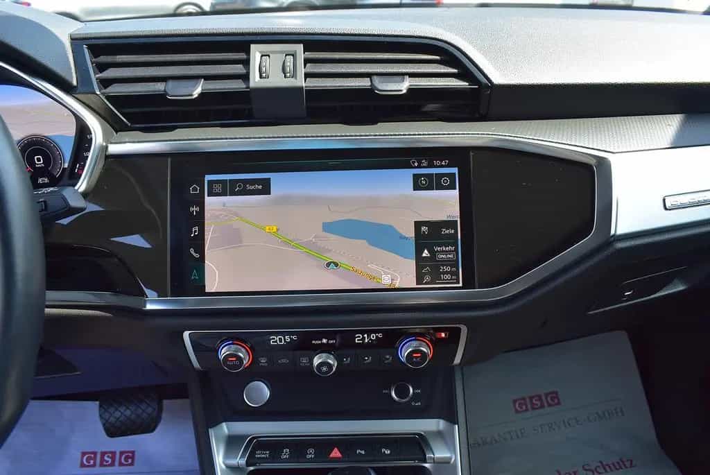 Audi Q3 40 TFSI quattro Matrix+Leder+360°Kamera+AHK 04/2019-photo-23