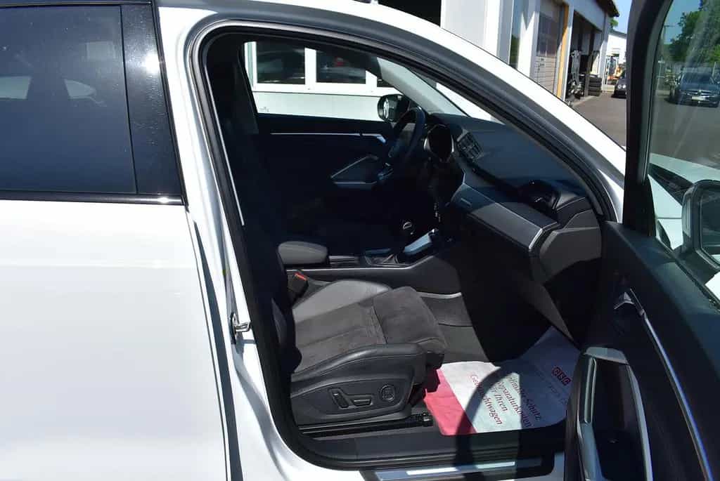 Audi Q3 40 TFSI quattro Matrix+Leder+360°Kamera+AHK 04/2019-photo-8