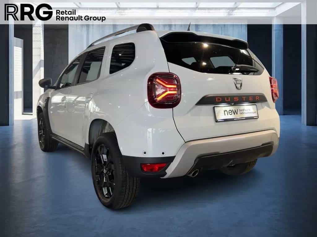 Dacia Duster Extreme TCe 150 EDC 2WD SHZ BT 03/2022-photo-3