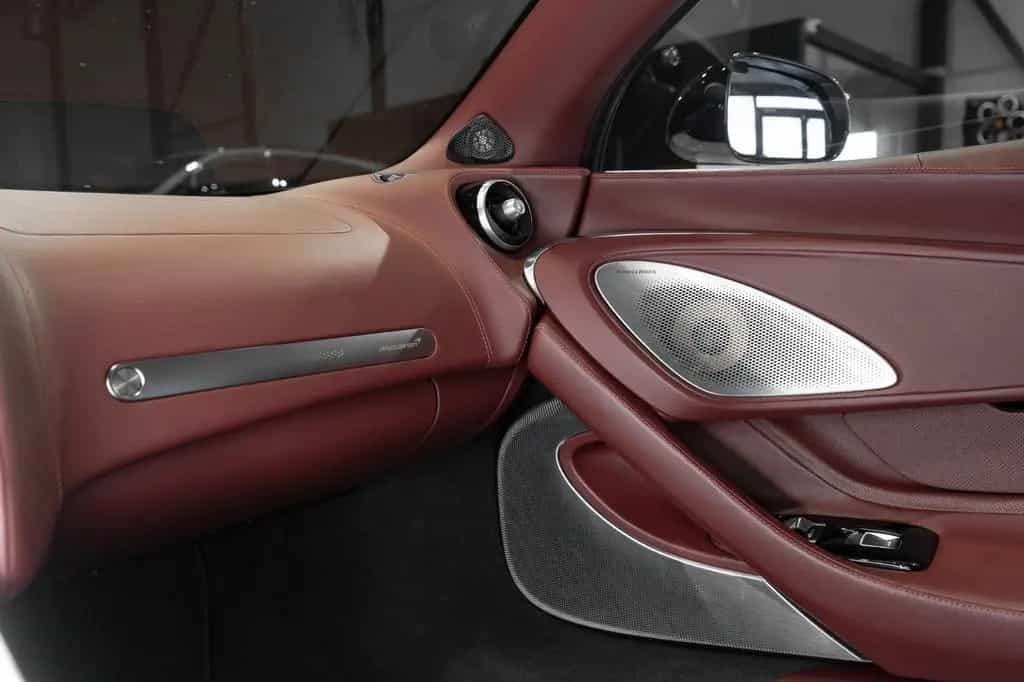 McLaren GT °B&W°KAM°PANO°KEY°LED° 02/2024-photo-17