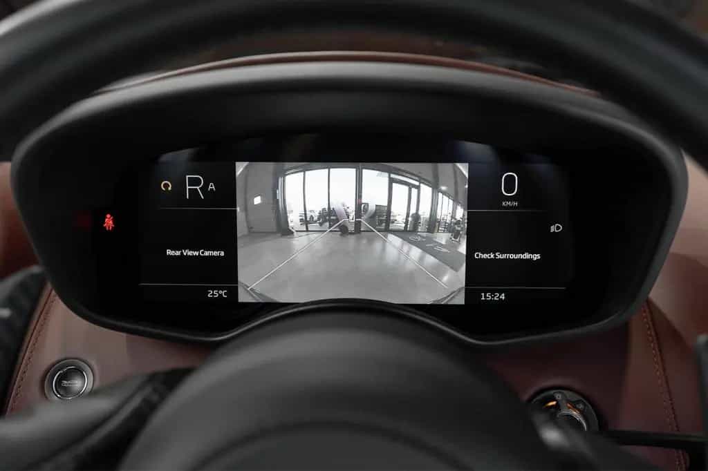 McLaren GT °B&W°KAM°PANO°KEY°LED° 02/2024-photo-9