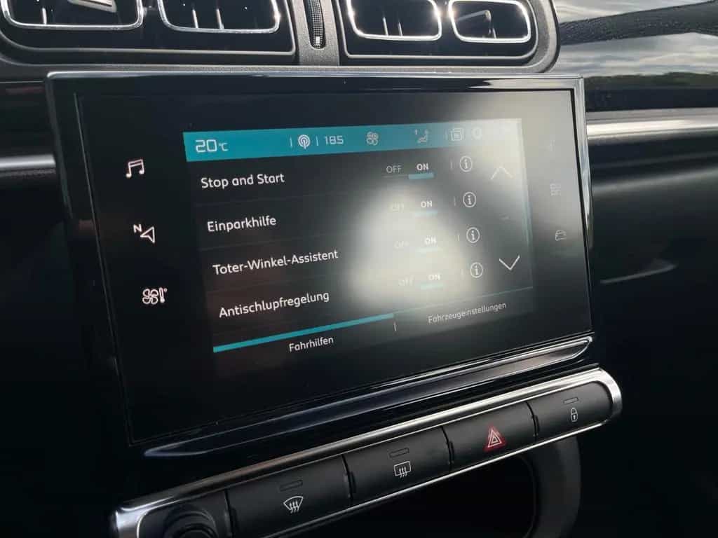 Citroën C3 Shine NAVI CARPLAY SPURASSIST PDC LED KAMERA 12/2018-photo-19
