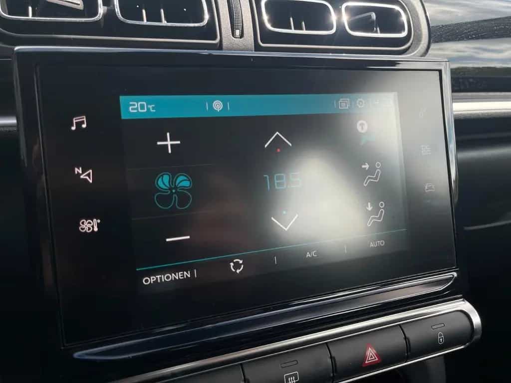 Citroën C3 Shine NAVI CARPLAY SPURASSIST PDC LED KAMERA 12/2018-photo-21