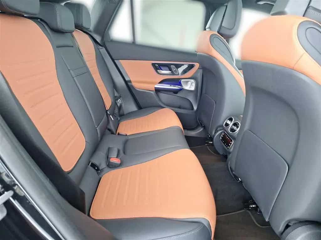 Mercedes-Benz GLC 300 AMG-Line 4MATIC 9G-tronic 01/2025-photo-20