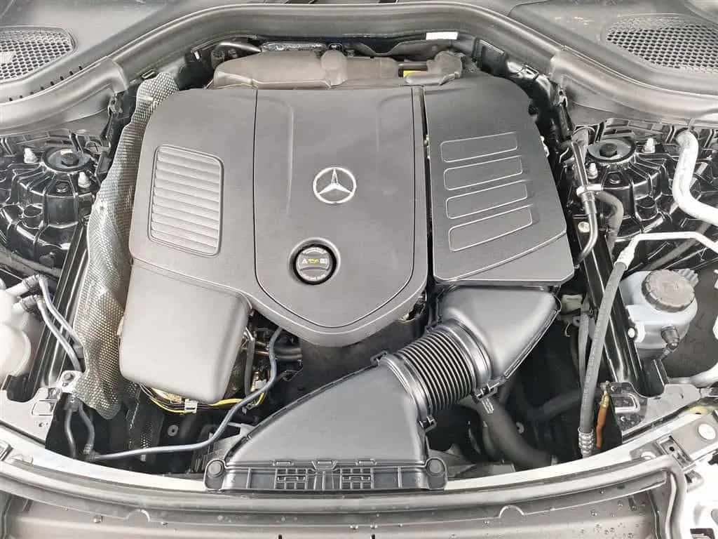 Mercedes-Benz GLC 300 AMG-Line 4MATIC 9G-tronic 01/2025-photo-23