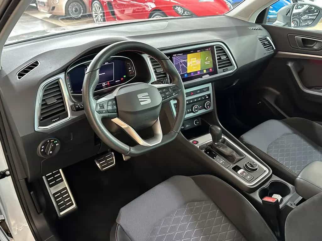 Seat Ateca FR 360Cam Navi Teil-Leder Pano AHK LED ACC 02/2022-photo-15