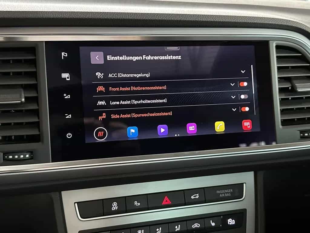 Seat Ateca FR 360Cam Navi Teil-Leder Pano AHK LED ACC 02/2022-photo-24