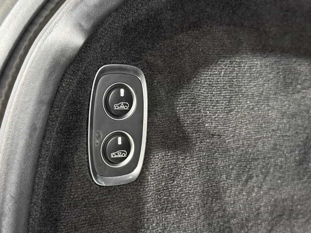 Aston Martin DBX *405kW*Carbon*Alcantara*Anhänger 04/2022-photo-18