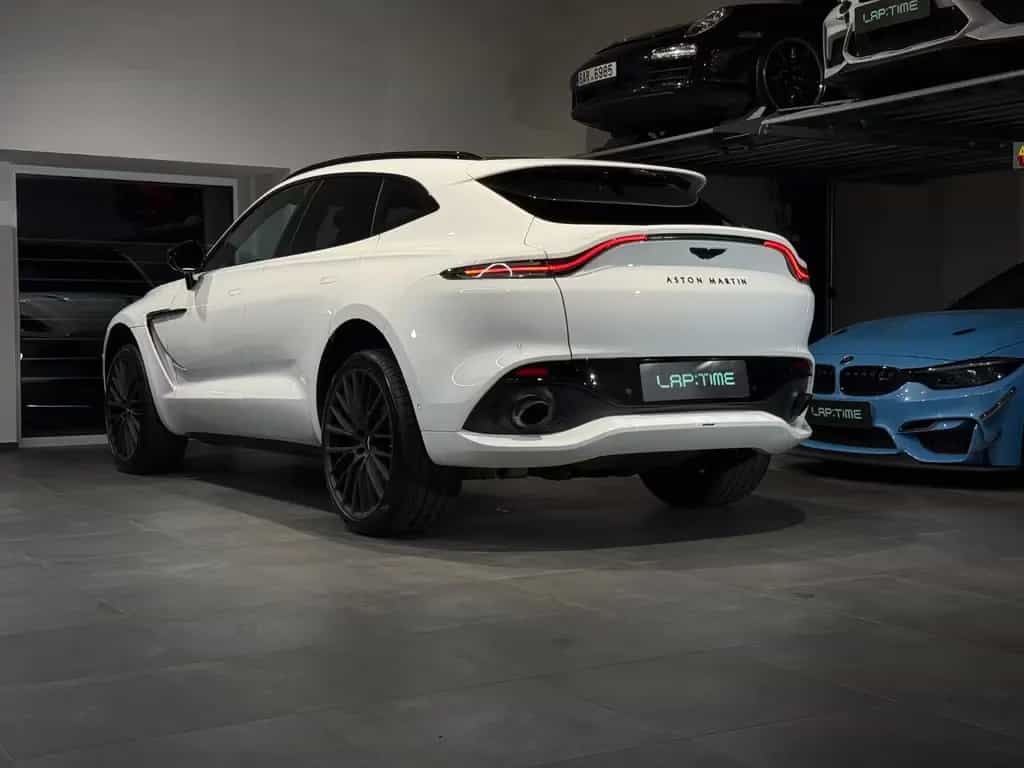 Aston Martin DBX *405kW*Carbon*Alcantara*Anhänger 04/2022-photo-2
