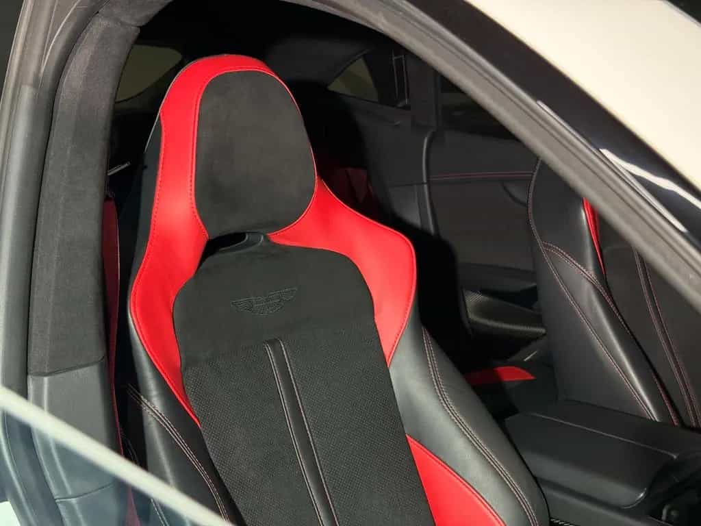 Aston Martin DBX *405kW*Carbon*Alcantara*Anhänger 04/2022-photo-8