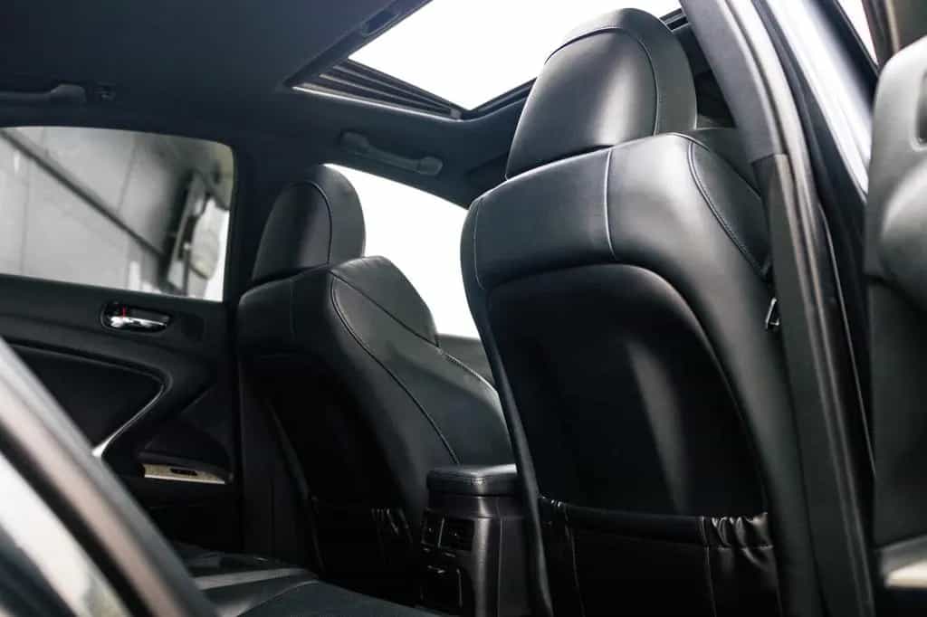 Lexus IS-F ISF 5.0 V8 EU 03/2008-photo-11