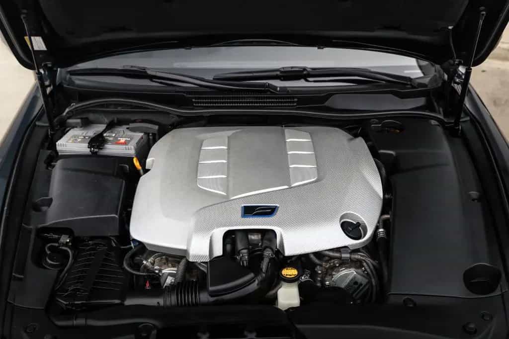 Lexus IS-F ISF 5.0 V8 EU 03/2008-photo-12