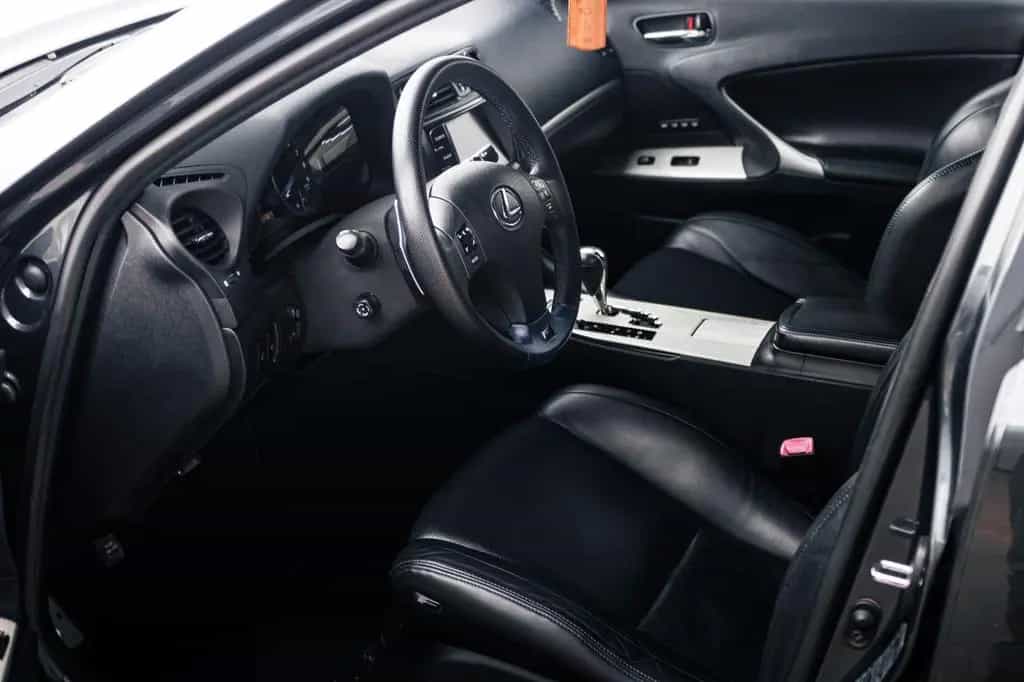 Lexus IS-F ISF 5.0 V8 EU 03/2008-photo-9