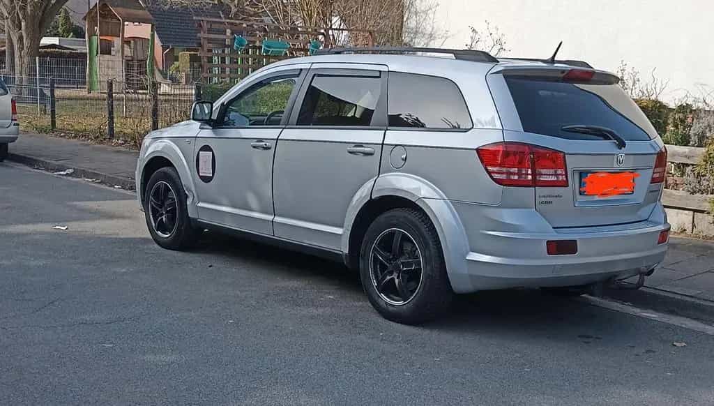 Dodge Journey 2.0 CRD ( VW 2.0 TDI) TÜV neu Export bev 02/2011-photo-1