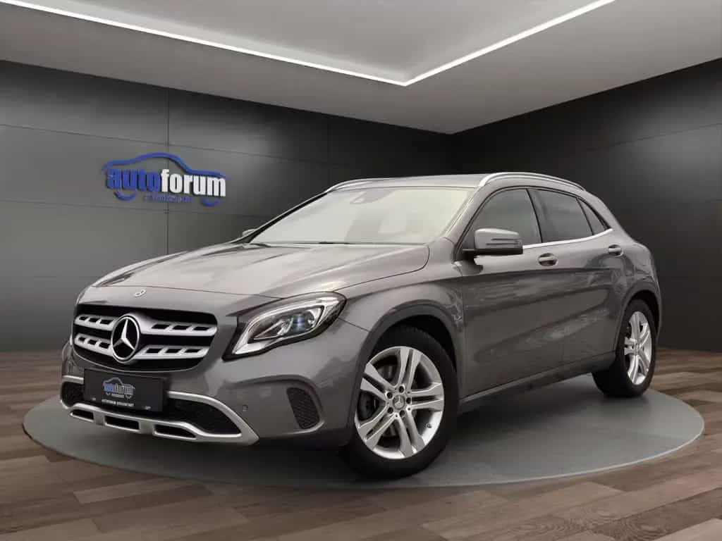 Mercedes-Benz GLA 220 4Matic NAVI°LED°SHZ°PDC°EL.HECKKLAPPE 10/2018-photo-0