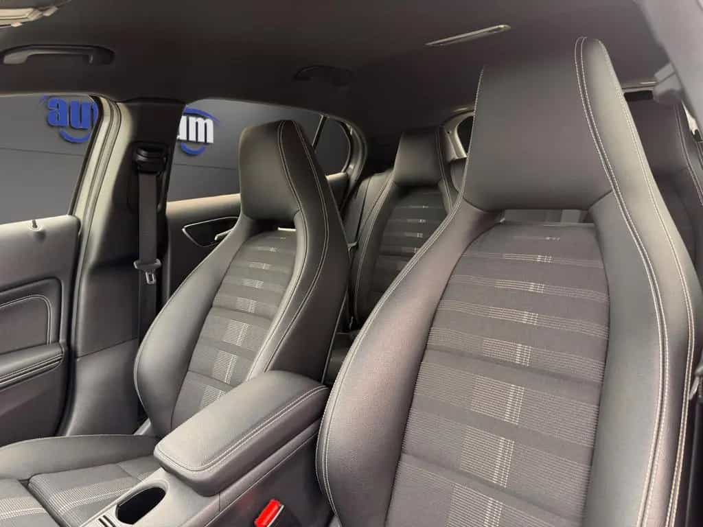 Mercedes-Benz GLA 220 4Matic NAVI°LED°SHZ°PDC°EL.HECKKLAPPE 10/2018-photo-15