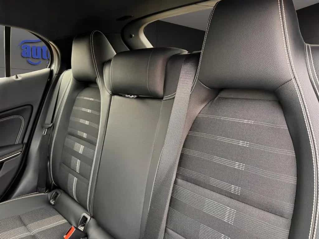 Mercedes-Benz GLA 220 4Matic NAVI°LED°SHZ°PDC°EL.HECKKLAPPE 10/2018-photo-18