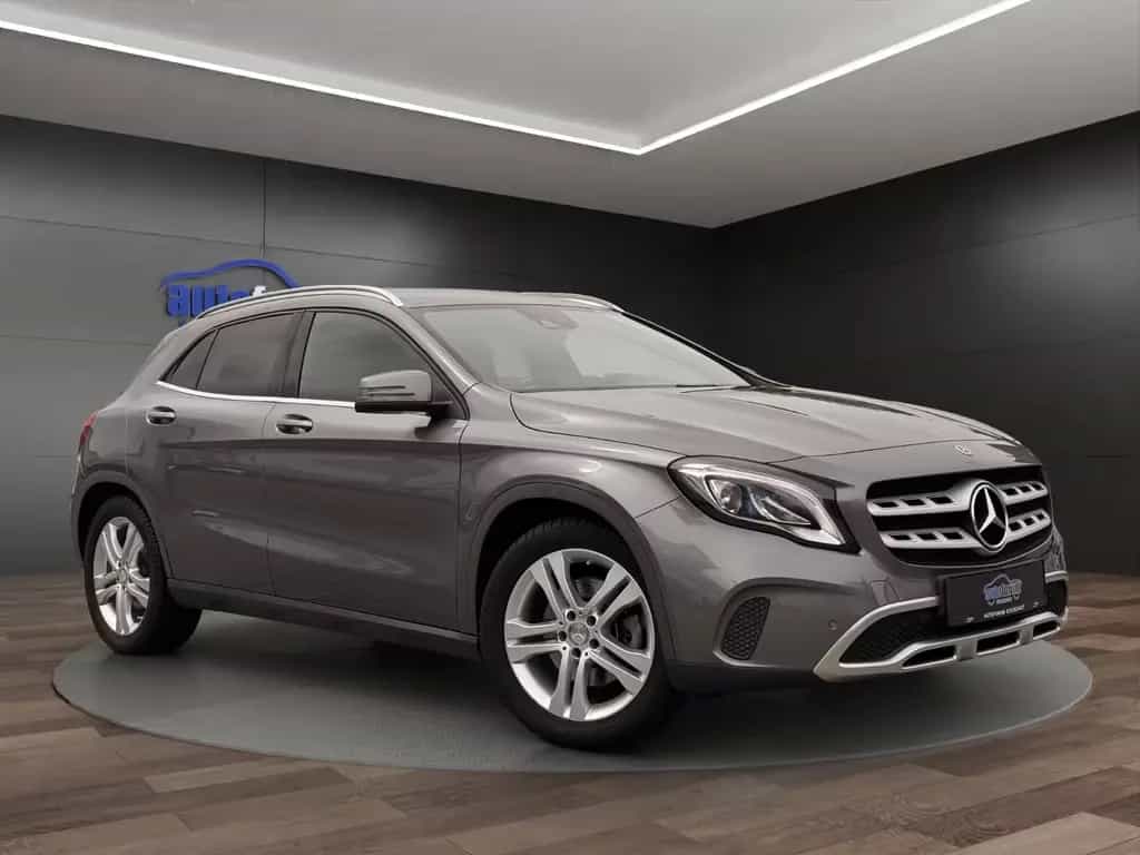 Mercedes-Benz GLA 220 4Matic NAVI°LED°SHZ°PDC°EL.HECKKLAPPE 10/2018-photo-2