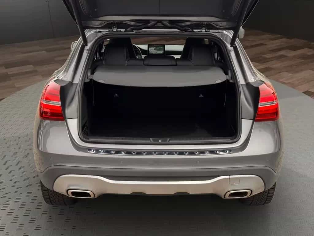 Mercedes-Benz GLA 220 4Matic NAVI°LED°SHZ°PDC°EL.HECKKLAPPE 10/2018-photo-5