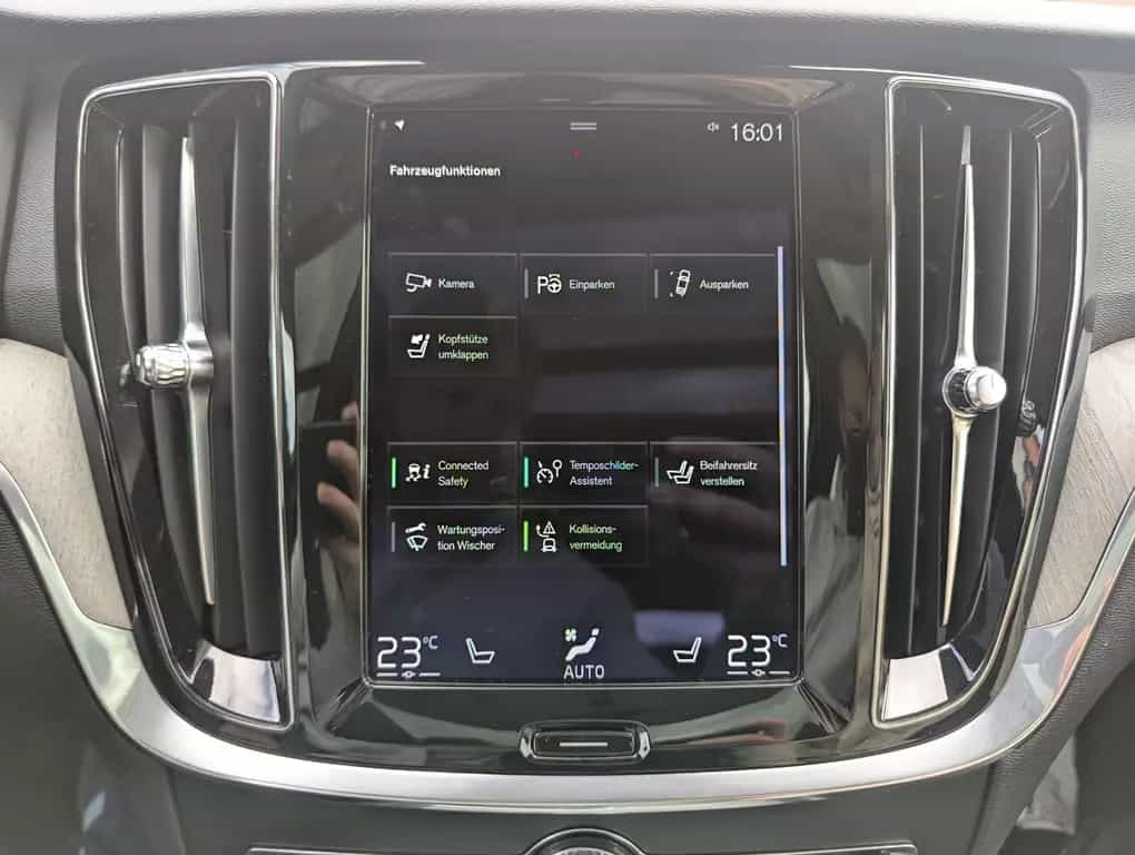 Volvo V60 Inscription PANO LED ACC MEMORY H&R AHK 360° 01/2022-photo-22