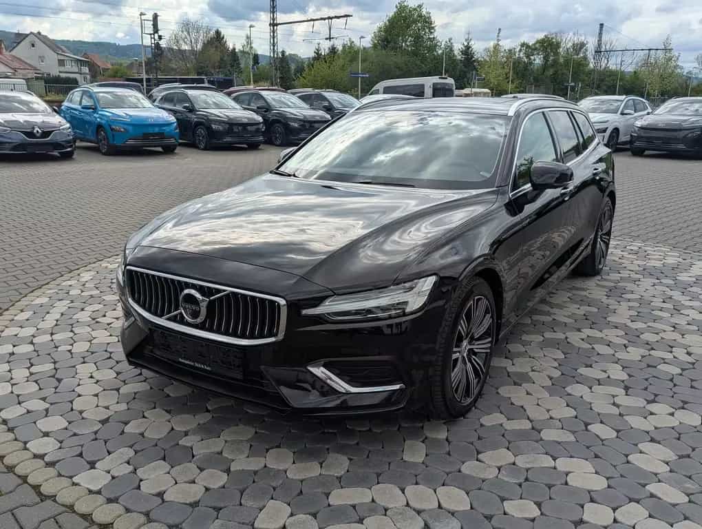 Volvo V60 Inscription PANO LED ACC MEMORY H&R AHK 360° 01/2022-photo-3