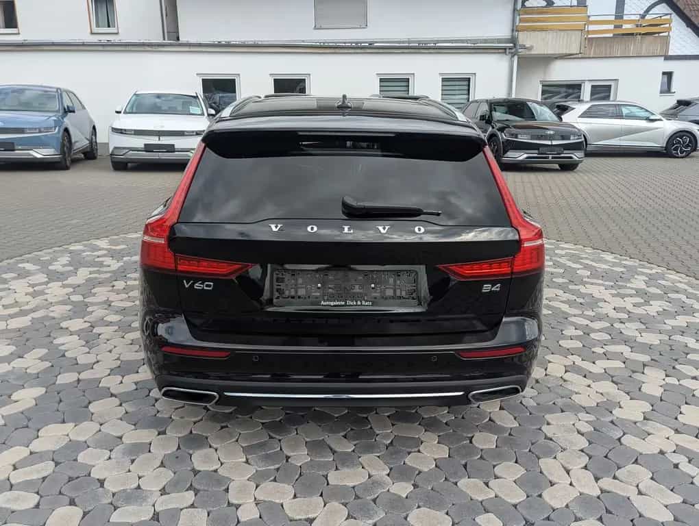 Volvo V60 Inscription PANO LED ACC MEMORY H&R AHK 360° 01/2022-photo-6