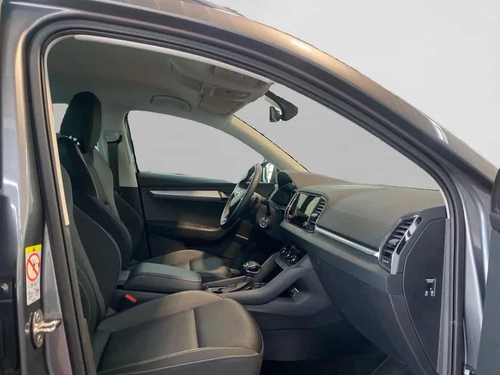 Skoda Karoq Tour 1.5 TSI NAVI+PDC+KAMERA+GRA+LED+BT 03/2024-photo-15