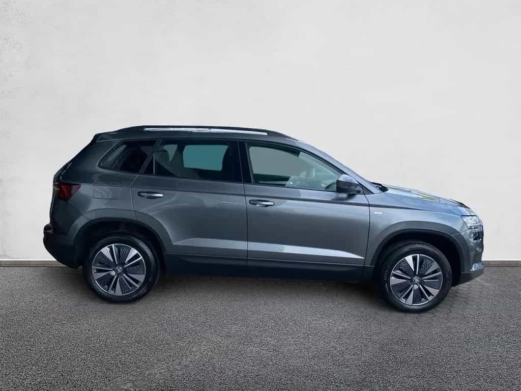 Skoda Karoq Tour 1.5 TSI NAVI+PDC+KAMERA+GRA+LED+BT 03/2024-photo-5