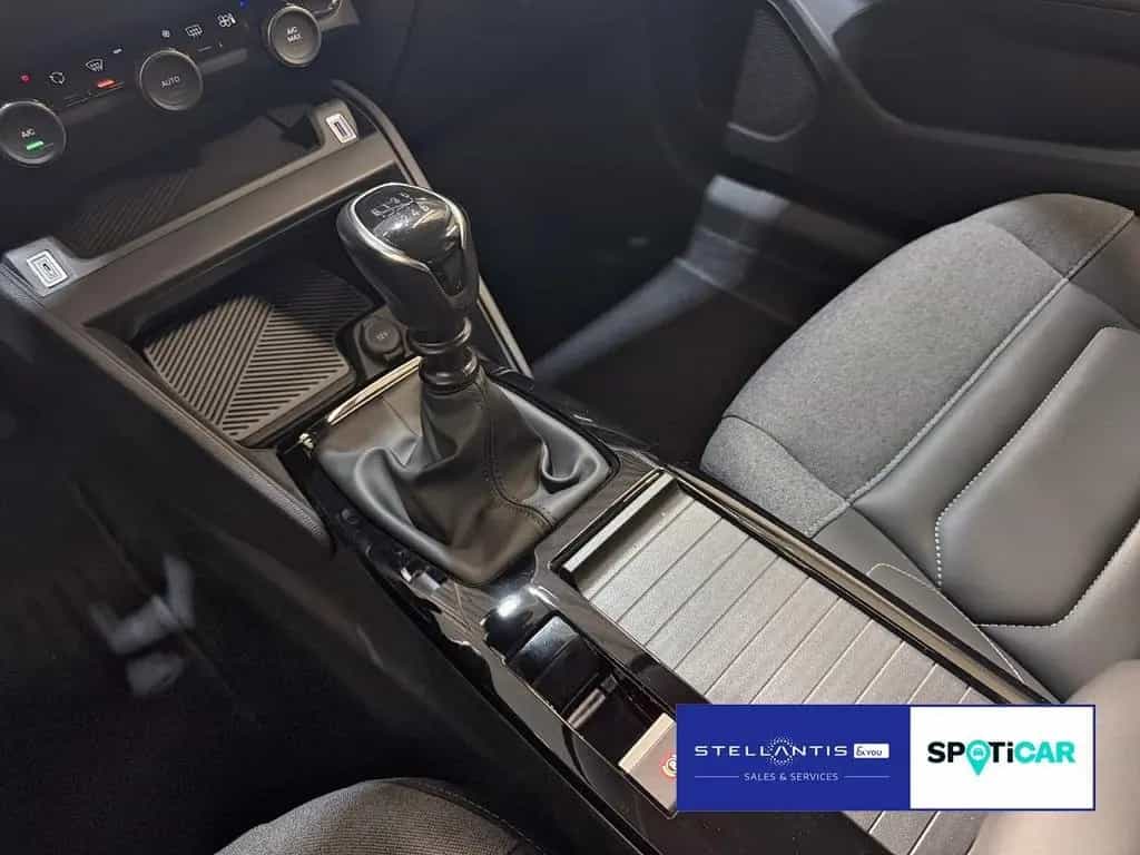 Citroën C4 1.2 PureTech 130 Max AHK abnehmbar 11/2023-photo-12