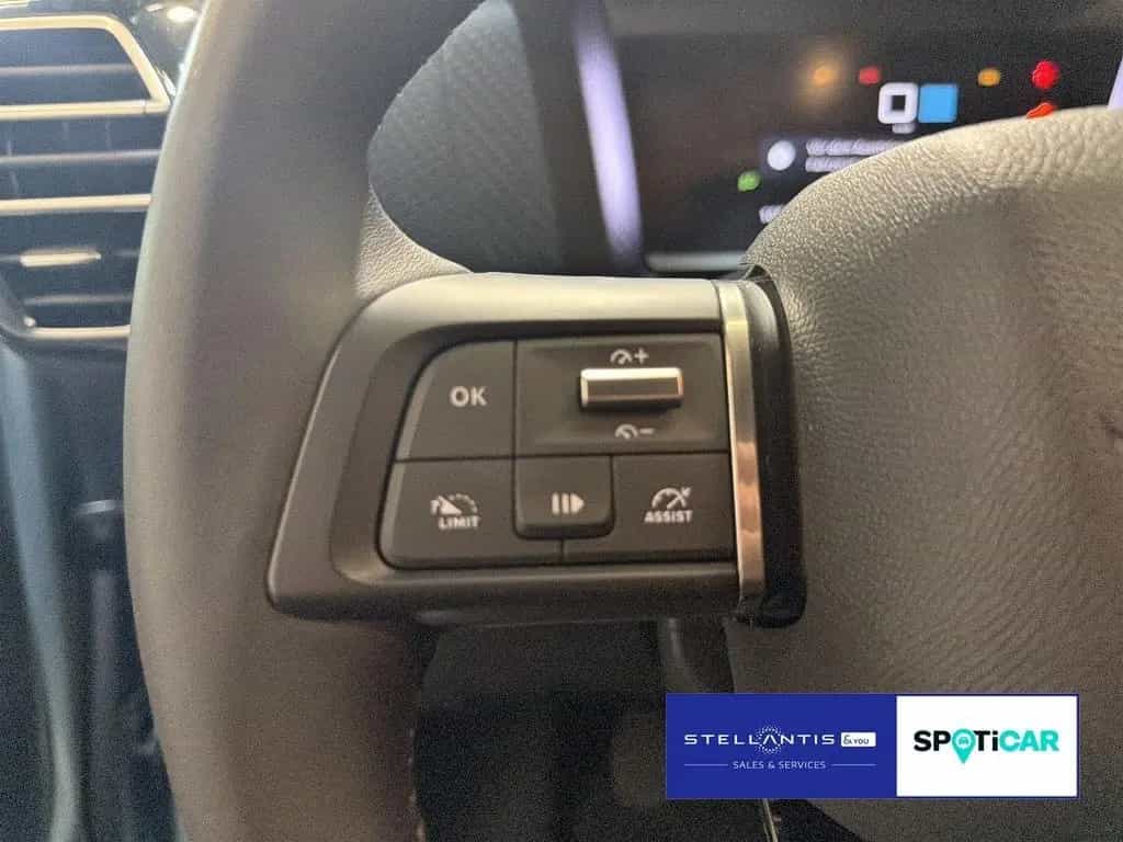 Citroën C4 1.2 PureTech 130 Max AHK abnehmbar 11/2023-photo-16