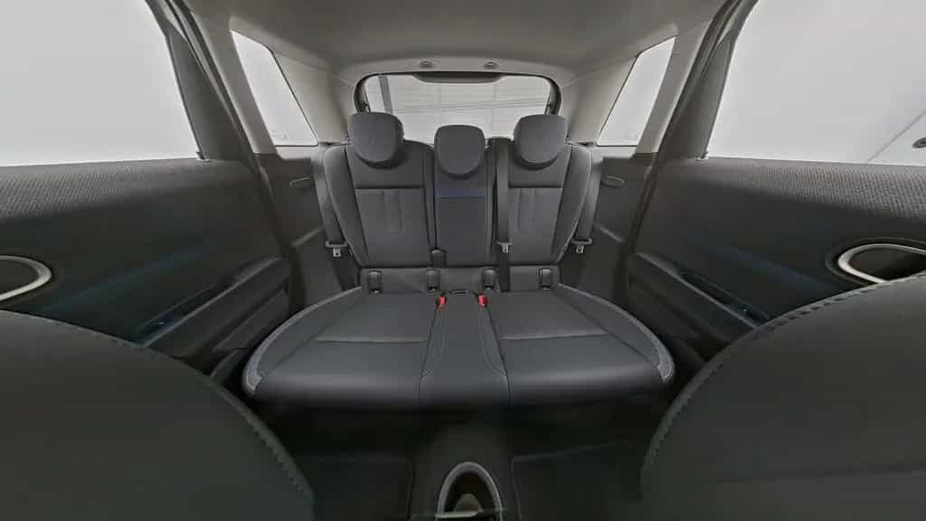 MINI Cooper C 5-Türer 06/2025-photo-13