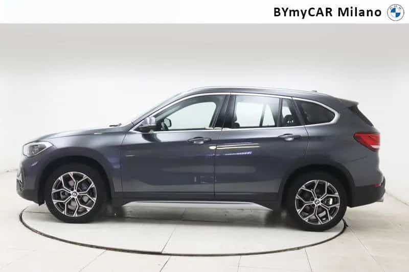 BMW X1 18 d xLine sDrive Steptronic 10/2020-photo-2
