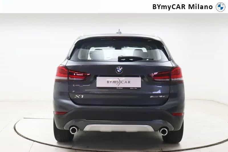 BMW X1 18 d xLine sDrive Steptronic 10/2020-photo-3