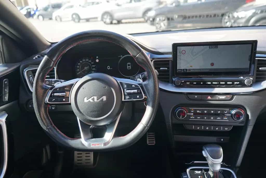 Kia pro cee'd / ProCeed ProCeed 1.6 T-GDI GT LED Panorama Totwinkel AHK 09/2021-photo-10