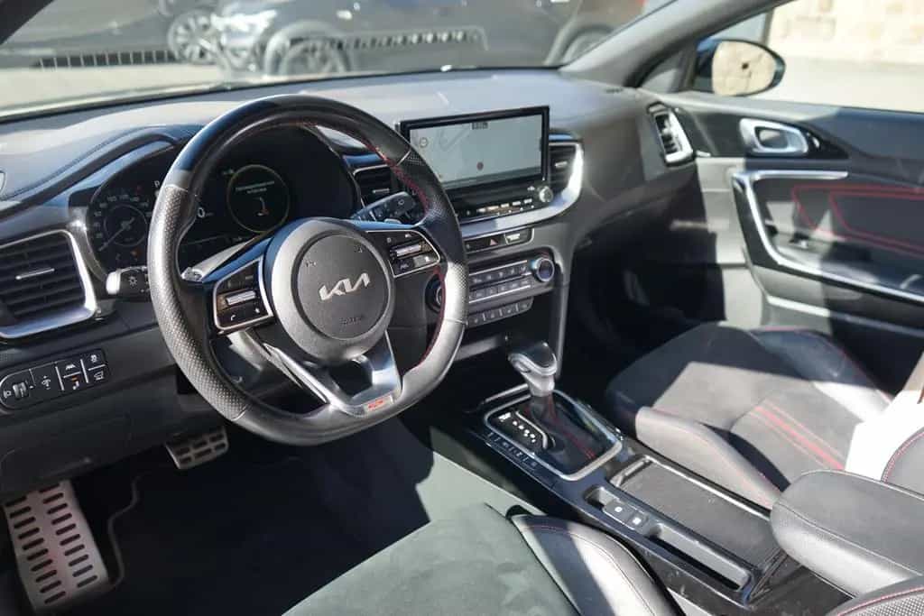 Kia pro cee'd / ProCeed ProCeed 1.6 T-GDI GT LED Panorama Totwinkel AHK 09/2021-photo-26