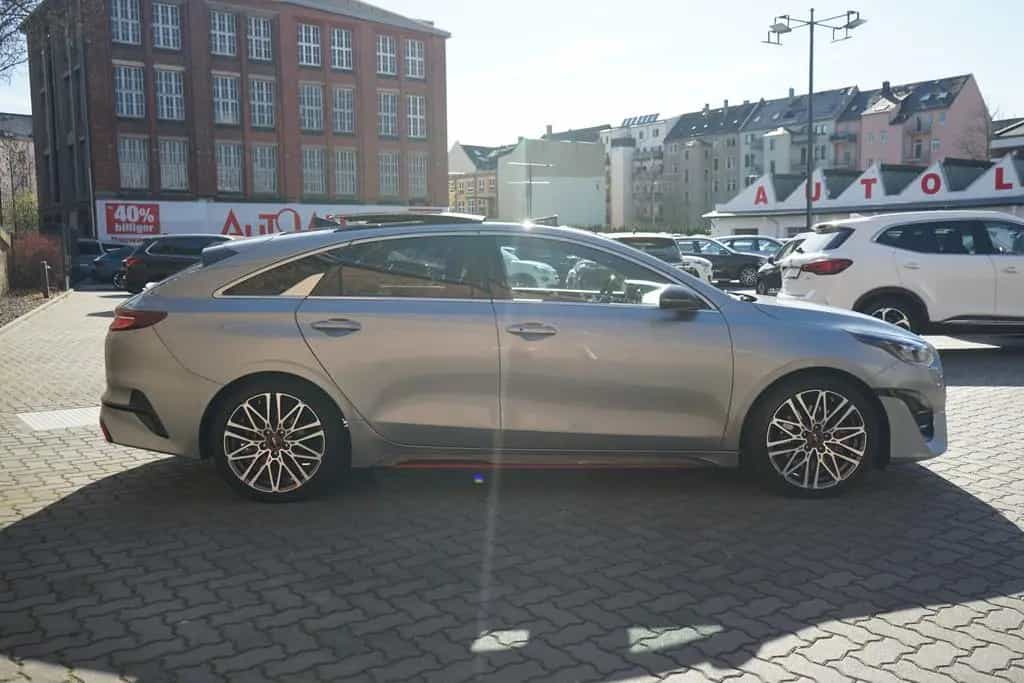 Kia pro cee'd / ProCeed ProCeed 1.6 T-GDI GT LED Panorama Totwinkel AHK 09/2021-photo-6